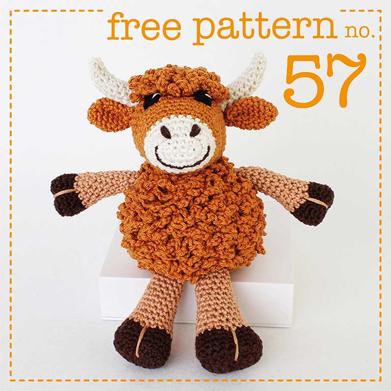 Highland Cow Cushion Crochet Starter Kit. Includes Yarn, Pattern