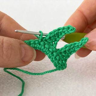 Picture of Crochet Elf Collar - Fig 15