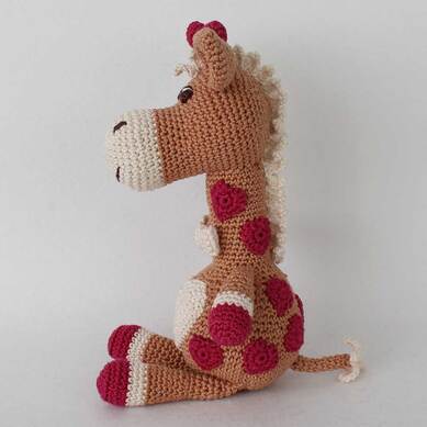 Picture of Crochet Boy Giraffe from side